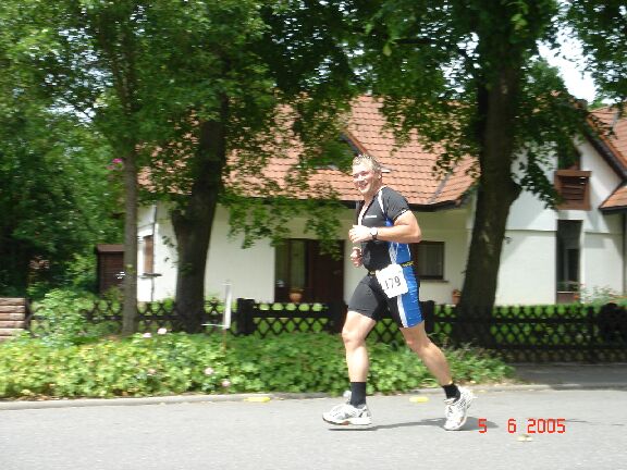 038krai05.jpg (66285 Byte)