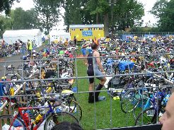Zürich Ironman 2004 031.jpg (22420 Byte)