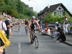 Zürich Ironman 2004 042.jpg (15468 Byte)