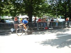 Zürich Ironman 2004 052.jpg (13464 Byte)