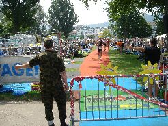 Zürich Ironman 2004 057.jpg (19939 Byte)