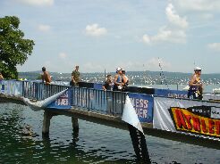 Zürich Ironman 2004 070.jpg (13171 Byte)